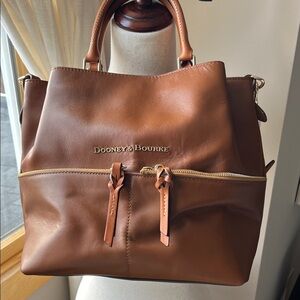 Like NEW Dooney & Bourke Natural Brown Florentine Satchel with Cross Body Strap